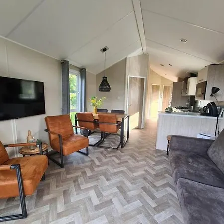 Chalet Modern Met Ruimte Tuin Op De Veluwe *